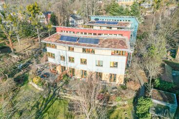 Einmalige Gelegenheit: 5-Raum-Maisonettewohnung mit Garten im Passivhaus am Elbhang